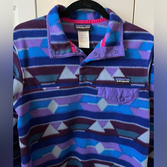 Patagonia Synchilla Women’s XS Snap-T Fleece Pullover in Tango Aztec Purple - Picture 2 of 12